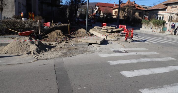 Lucrări de fluidizare a traficului auto la intersecţia străzilor Grigore Procopiu şi Mărăşeşti