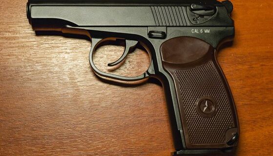 1280px-makarov-pm-airsoft-non-blow-back-01